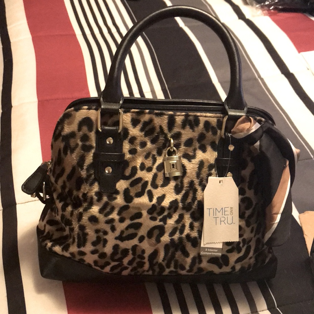 Time and Tru Leopard Print Women's Bag With 3 Interior Compartments And Twillie - Picture 6 of 6